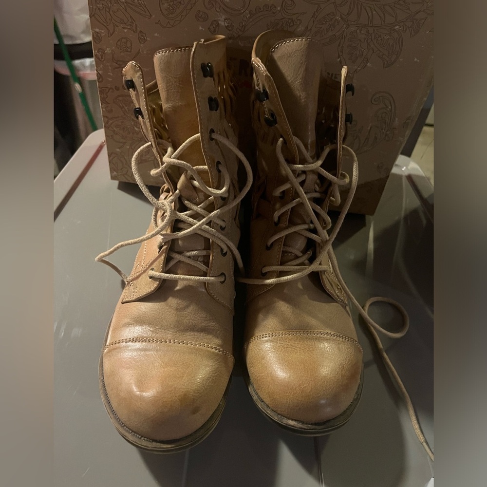 American Rag Choppernat combat boots